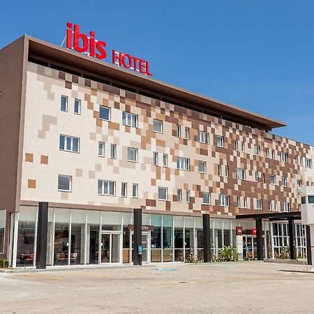 Ibis Caucaia Porto Do Pecem Hotell Exteriör bild